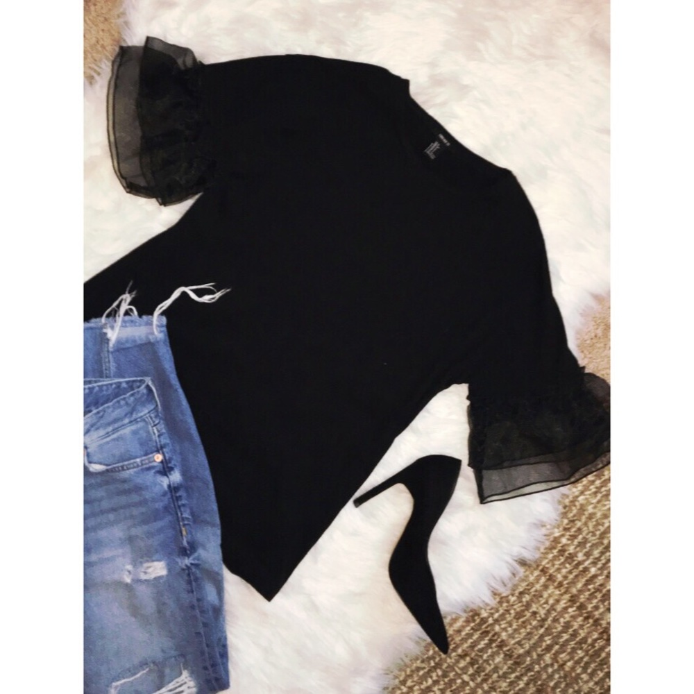Black loose sleeve T-shirt